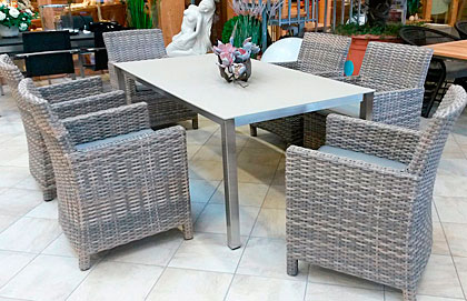 exklusive Gartenmöbel aus Rattan, Poyrattan - Kunststoffgeflecht,  Edelstahl, Aluminium, Eisen, Teakholz