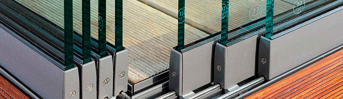 Verglasung von Balkon, Terrasse, Wintergarten